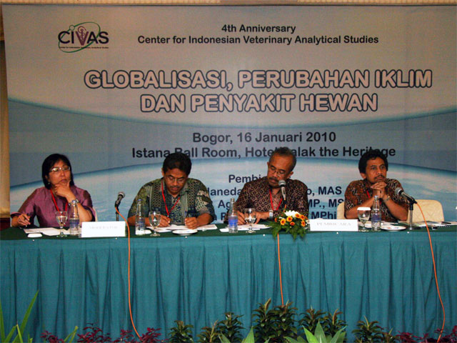 Pembicara Seminar Globalisasi, Perubahan Iklim dan Penyakit Hewan